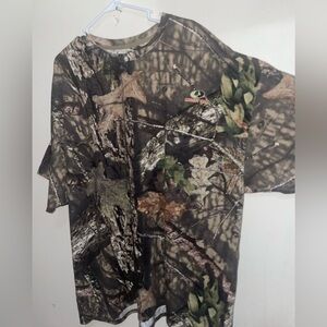 NWOT Mossey Oak Men's big and Tall Camo Hunting Print Tee